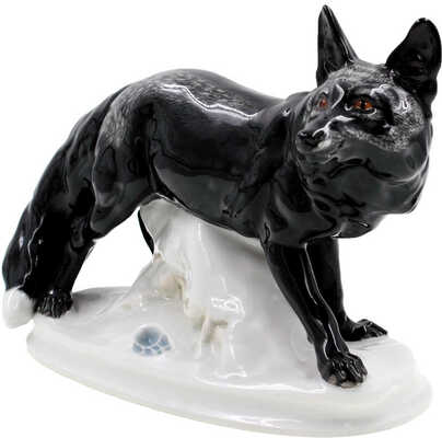 Скульптура «Чёрнобурая лиса»